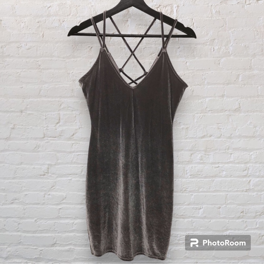 A+ ELLEN Velour Open Back Tie Dress